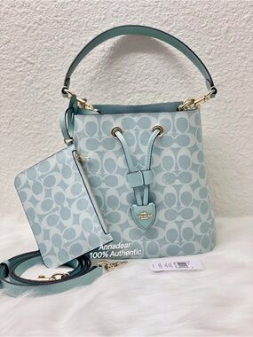 NWT Coach Rowan Bucket Bag In Signature Canvas CEZ36 Light Blue